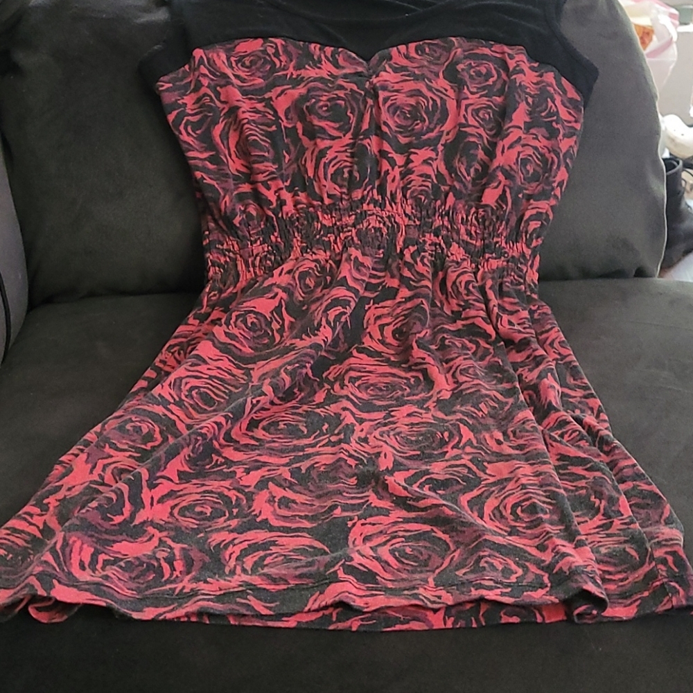 Dress - Picture 2 of 4